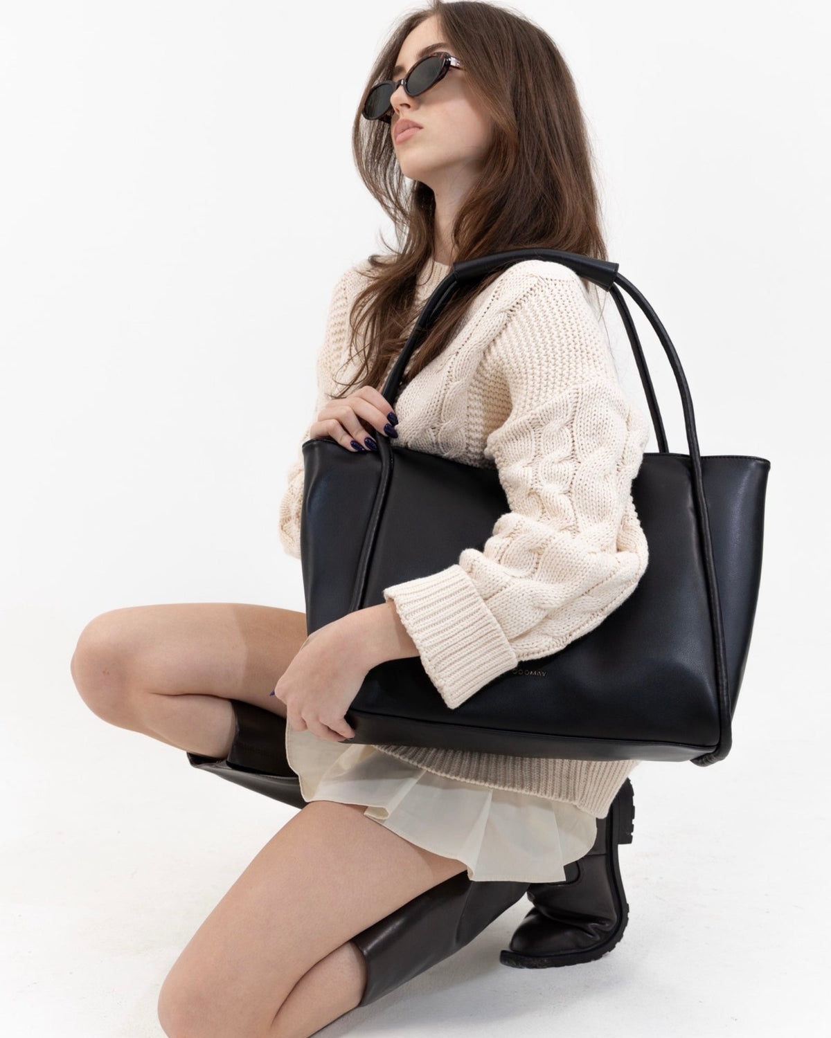 Minimalist Black Shoulder Tote, Sleek and Elegant