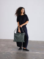 Sac pliable – Sac polyvalent en cuir végétalien, porté en cabas, en bandoulière ou en sac à dos