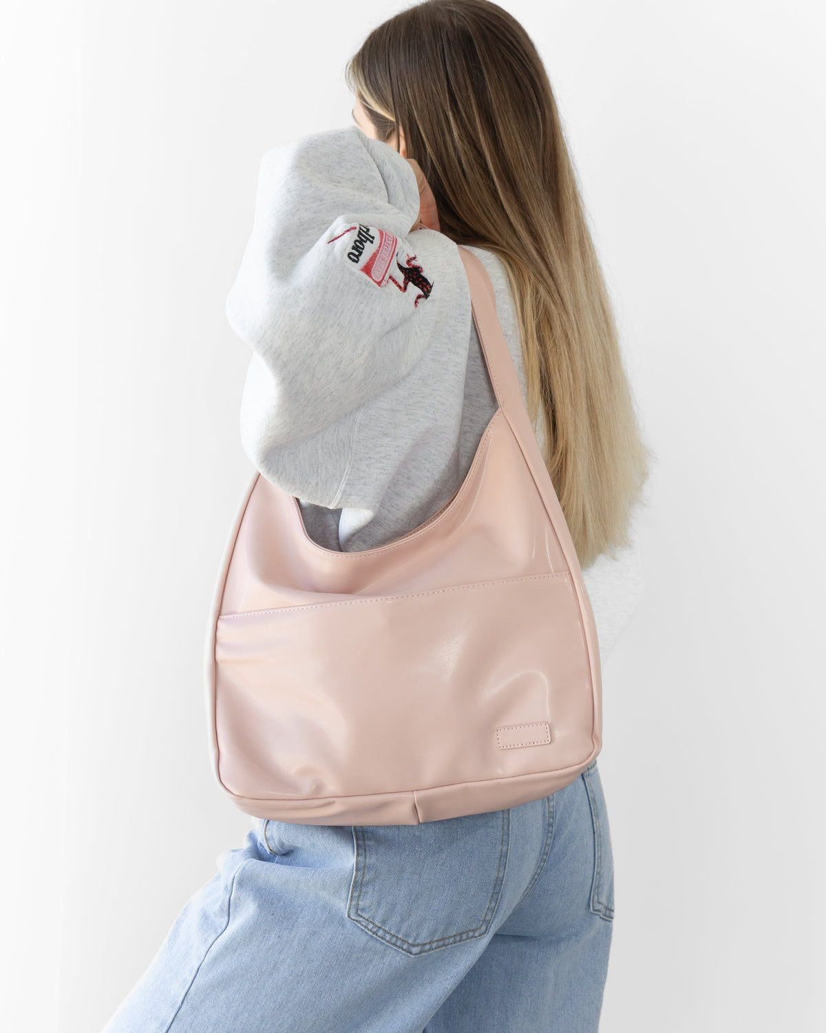 Sac cabas à anses longues et fines, finition aspect cuir lisse