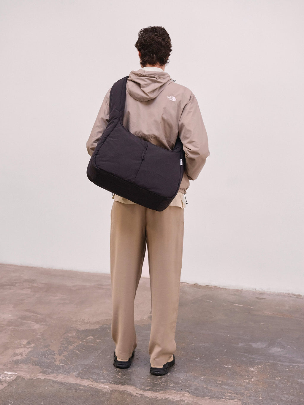 Sac Bruno – Sac à bandoulière spacieux et matelassé en nylon léger imperméable