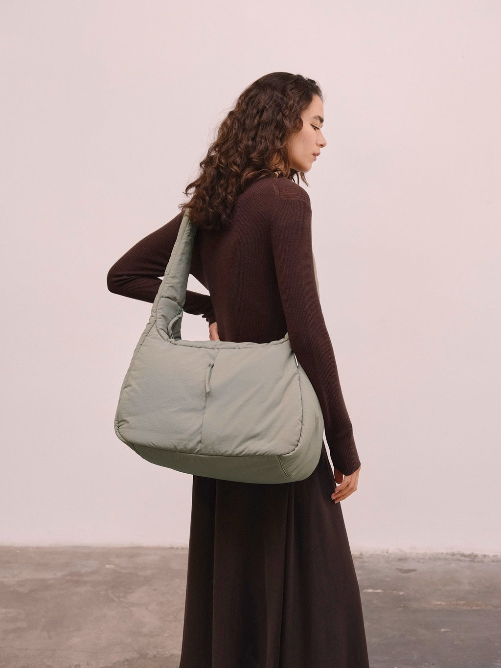 Sac Bruno – Sac à bandoulière spacieux et matelassé en nylon léger imperméable