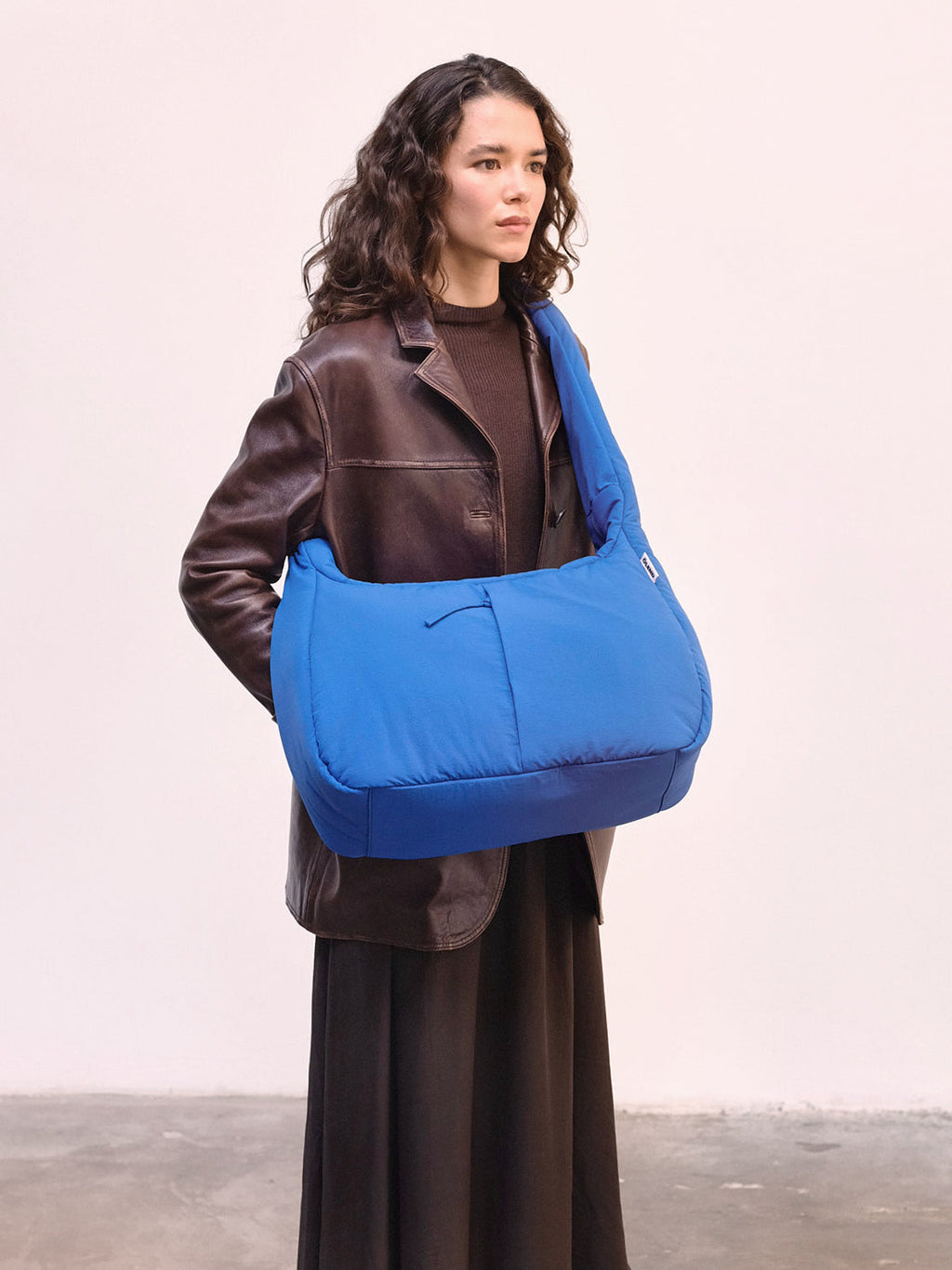 Sac Bruno – Sac à bandoulière spacieux et matelassé en nylon léger imperméable