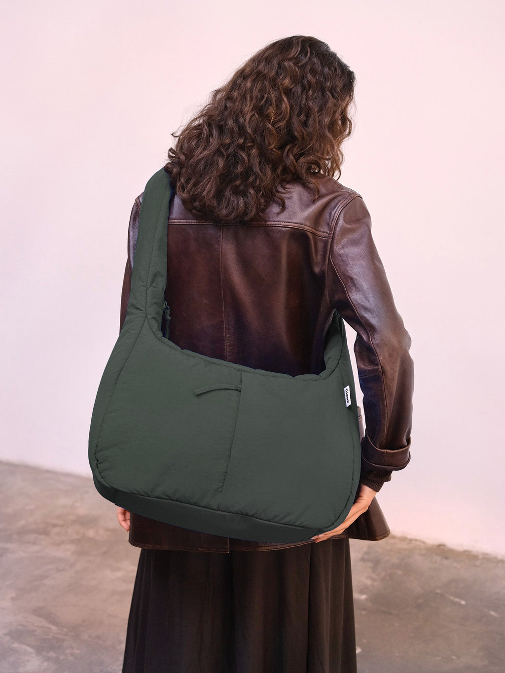 Sac Bruno – Sac à bandoulière spacieux et matelassé en nylon léger imperméable