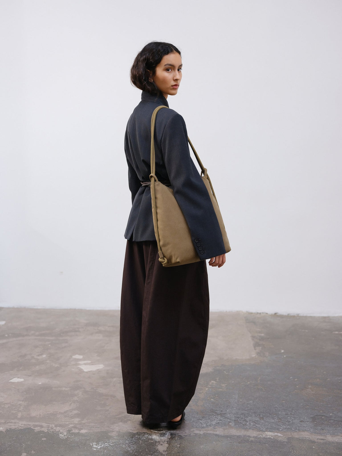 Sac Elio – Sac convertible en cuir vegan, porté épaule, croisé ou sac à dos