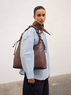 Sac hobo en cuir végane haut de gamme, déperlant, bandoulière froncée réglable