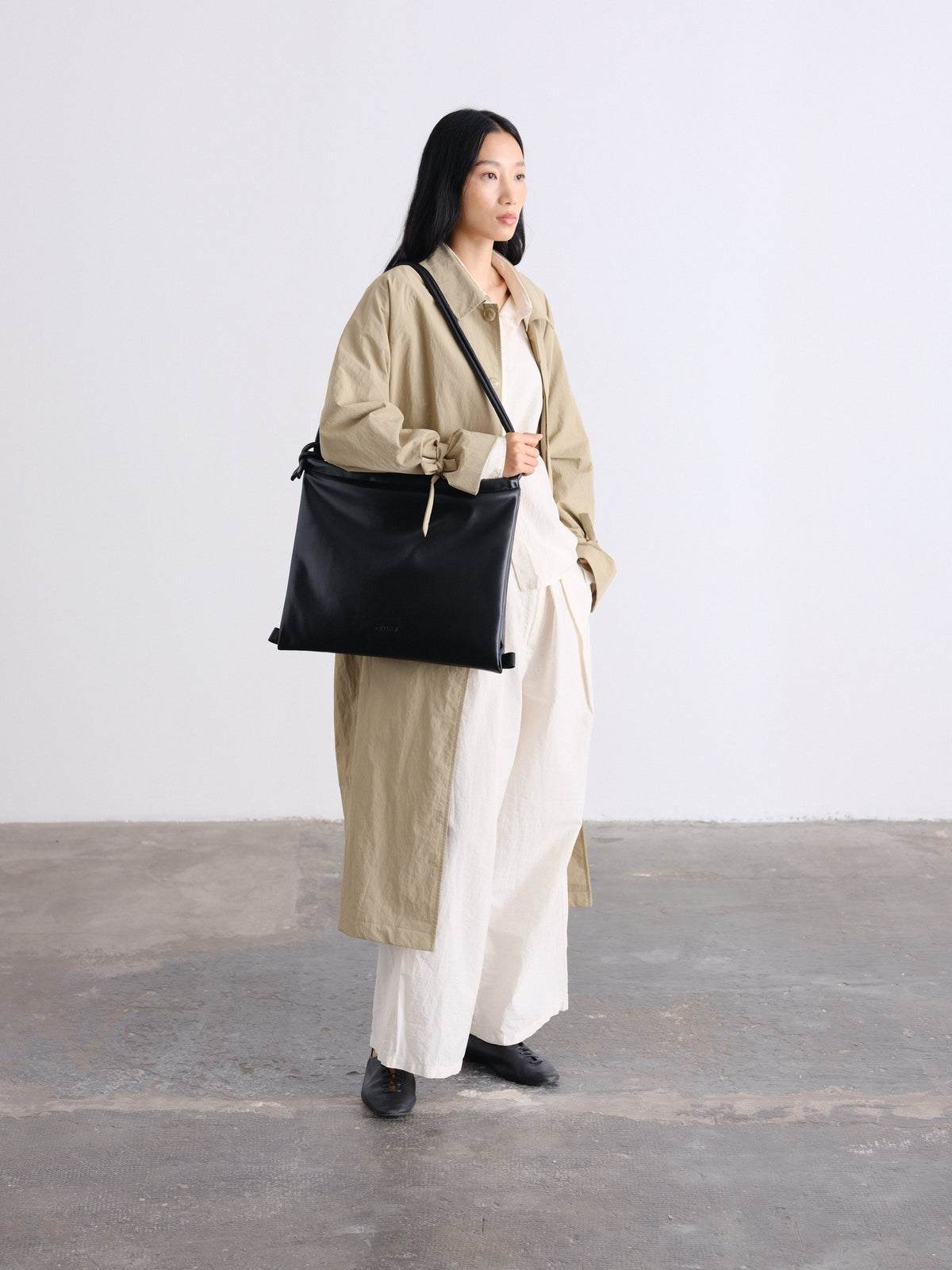 Sac pliable – Sac polyvalent en cuir végétalien, porté en cabas, en bandoulière ou en sac à dos
