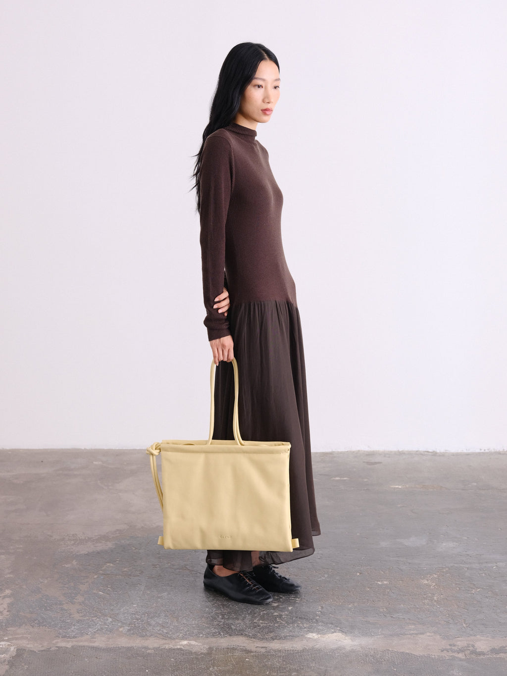 Sac pliable – Sac polyvalent en cuir végétalien, porté en cabas, en bandoulière ou en sac à dos