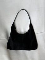 Sac hobo aspect daim, fermeture zippée, anse épaule unique