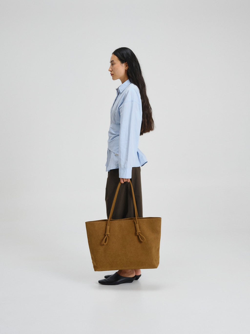 Sac Jane – Grand cabas en daim souple, anses nouées signature