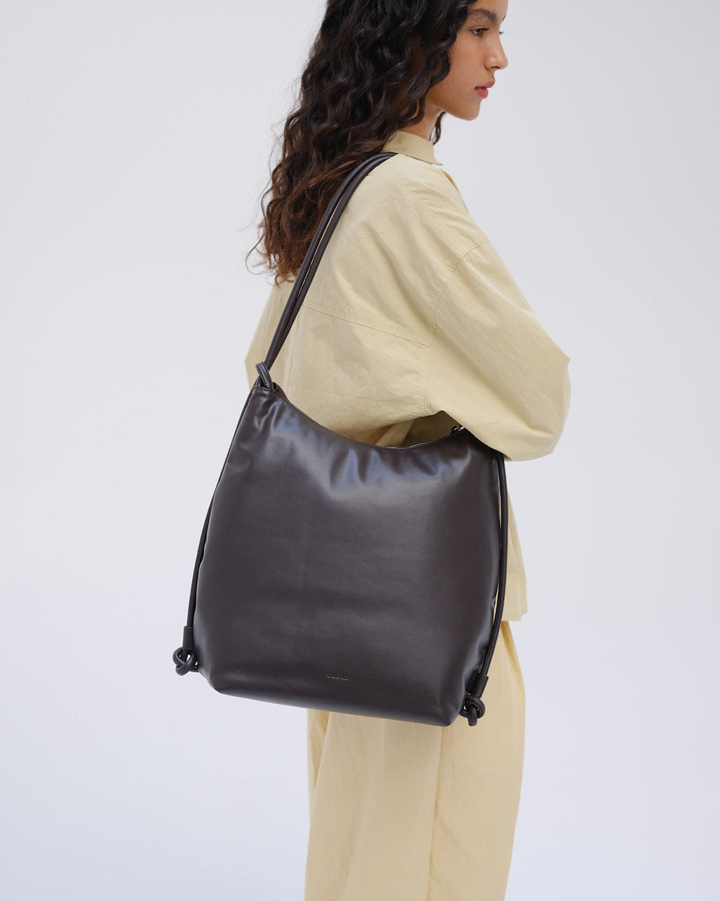 Sac Elio – Sac convertible en cuir vegan, porté épaule, croisé ou sac à dos