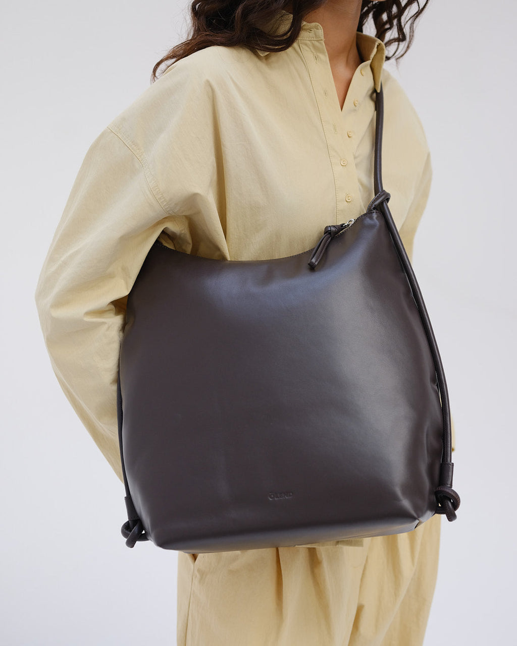 Sac Elio – Sac convertible en cuir vegan, porté épaule, croisé ou sac à dos
