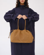 Sac Milos – Tote en cuir vegan souple, liens latéraux réglables, peut contenir votre ordinateur portable