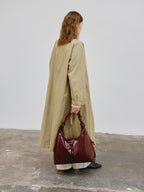Sac hobo en cuir végane haut de gamme, déperlant, bandoulière froncée réglable
