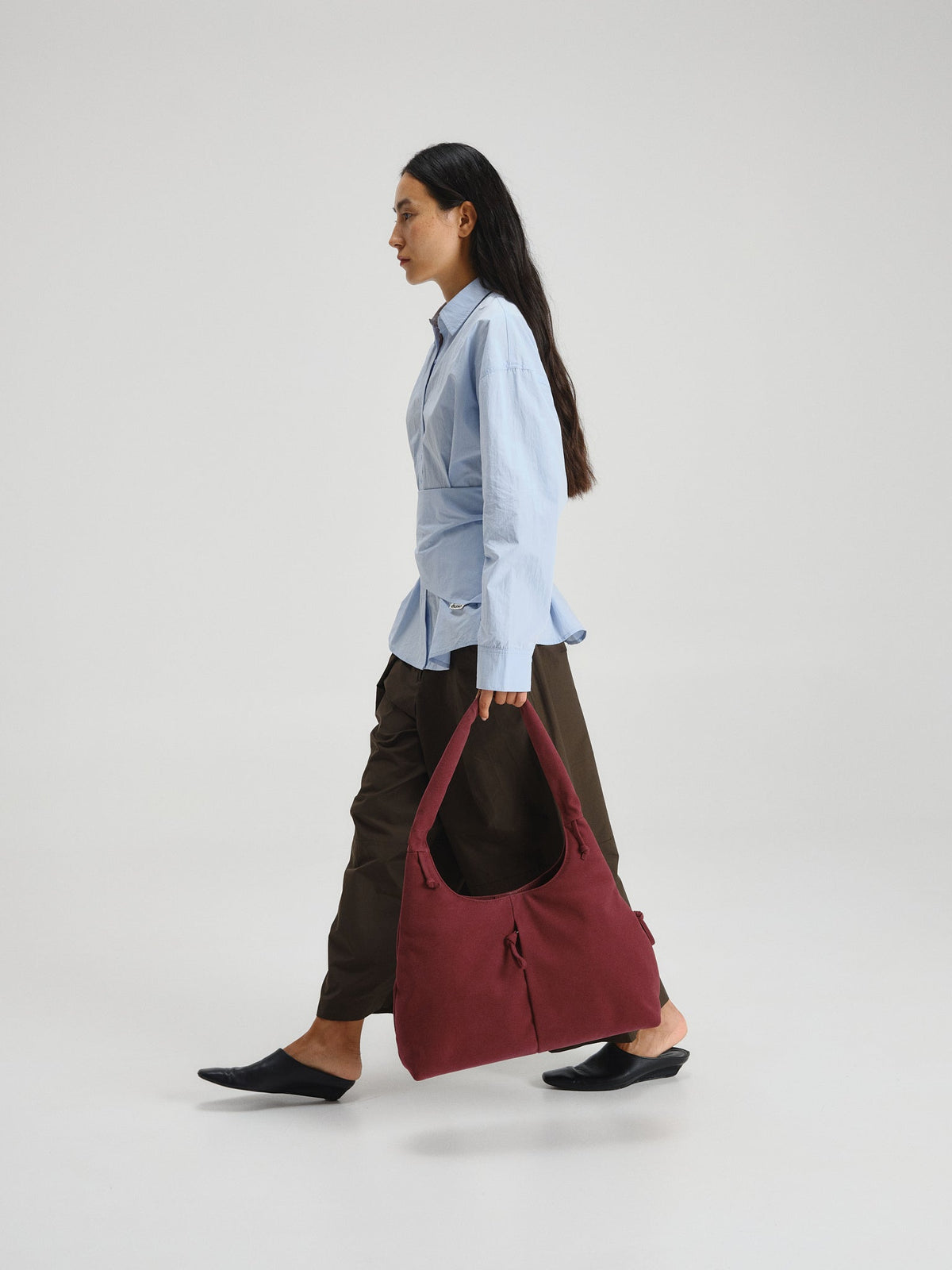 Sac hobo en cuir végane haut de gamme, déperlant, bandoulière froncée réglable
