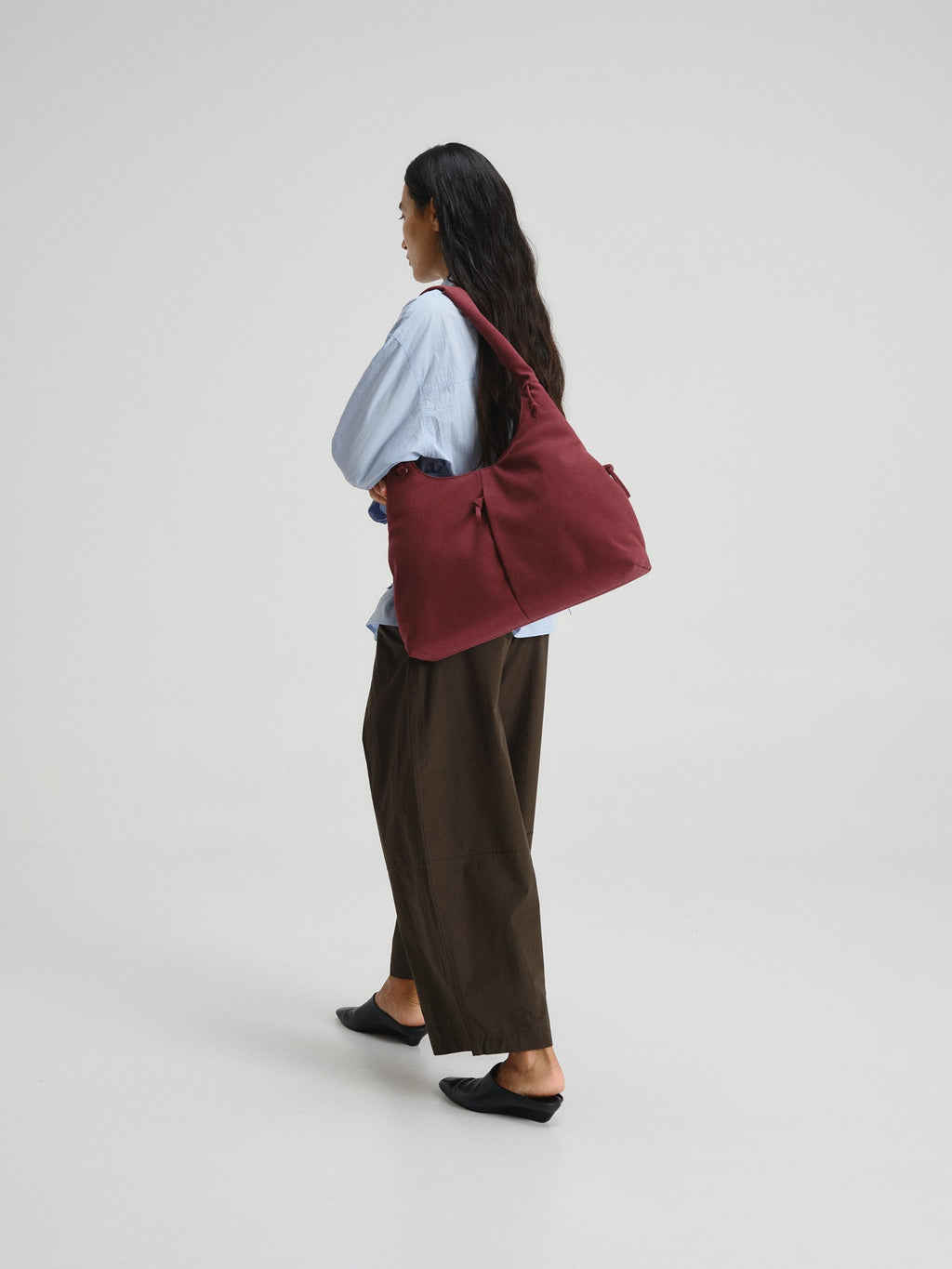 Sac hobo en cuir végane haut de gamme, déperlant, bandoulière froncée réglable