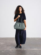 Sac à bandoulière en cuir végétalien de qualité supérieure, imperméable et résistant aux rayures