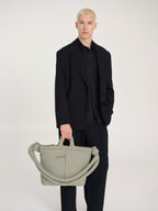 Sac rembourré 100 % nylon recyclé, fermeture zippée, compartiment pour ordinateur portable et tablette