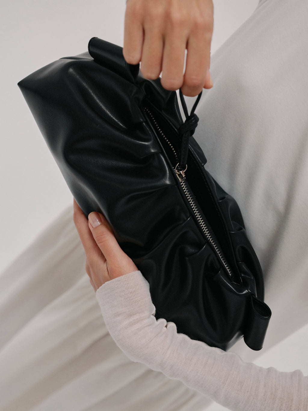 Dumpling Bag – Gathered Vegan Leather Bag, Adjustable Double Handle, Day to Night