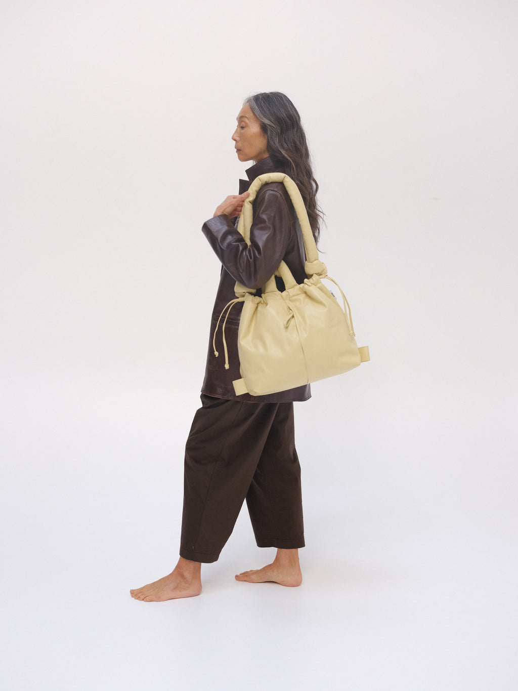 Ona Vegan Leather – Sac en cuir vegan rembourré et résistant à l'eau, peut accueillir des ordinateurs portables jusqu'à 17"