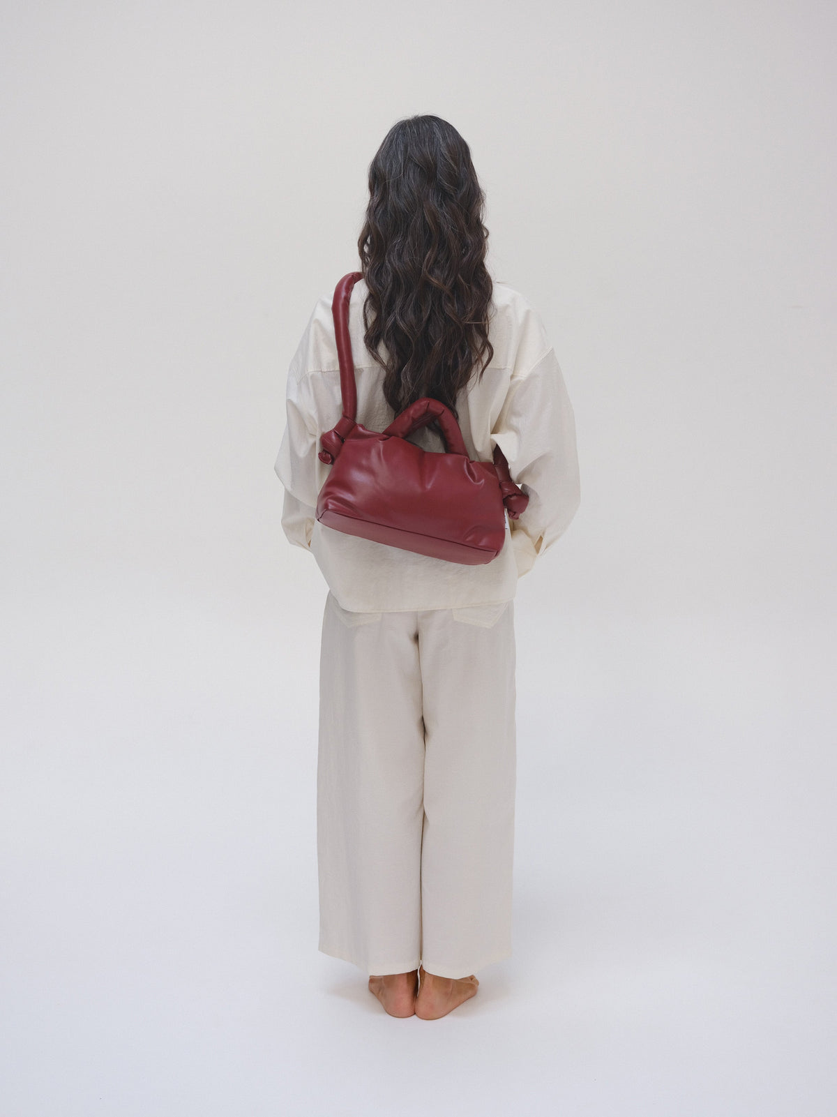 MiniOna Vegan Leather – Petit sac matelassé en cuir vegan, léger et glamour