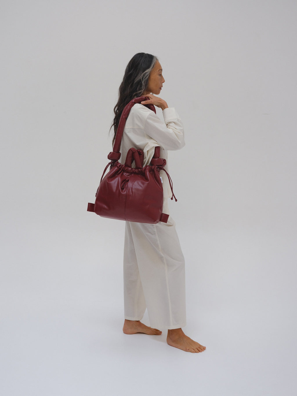 Ona Vegan Leather – Sac en cuir vegan rembourré et résistant à l'eau, peut accueillir des ordinateurs portables jusqu'à 17"