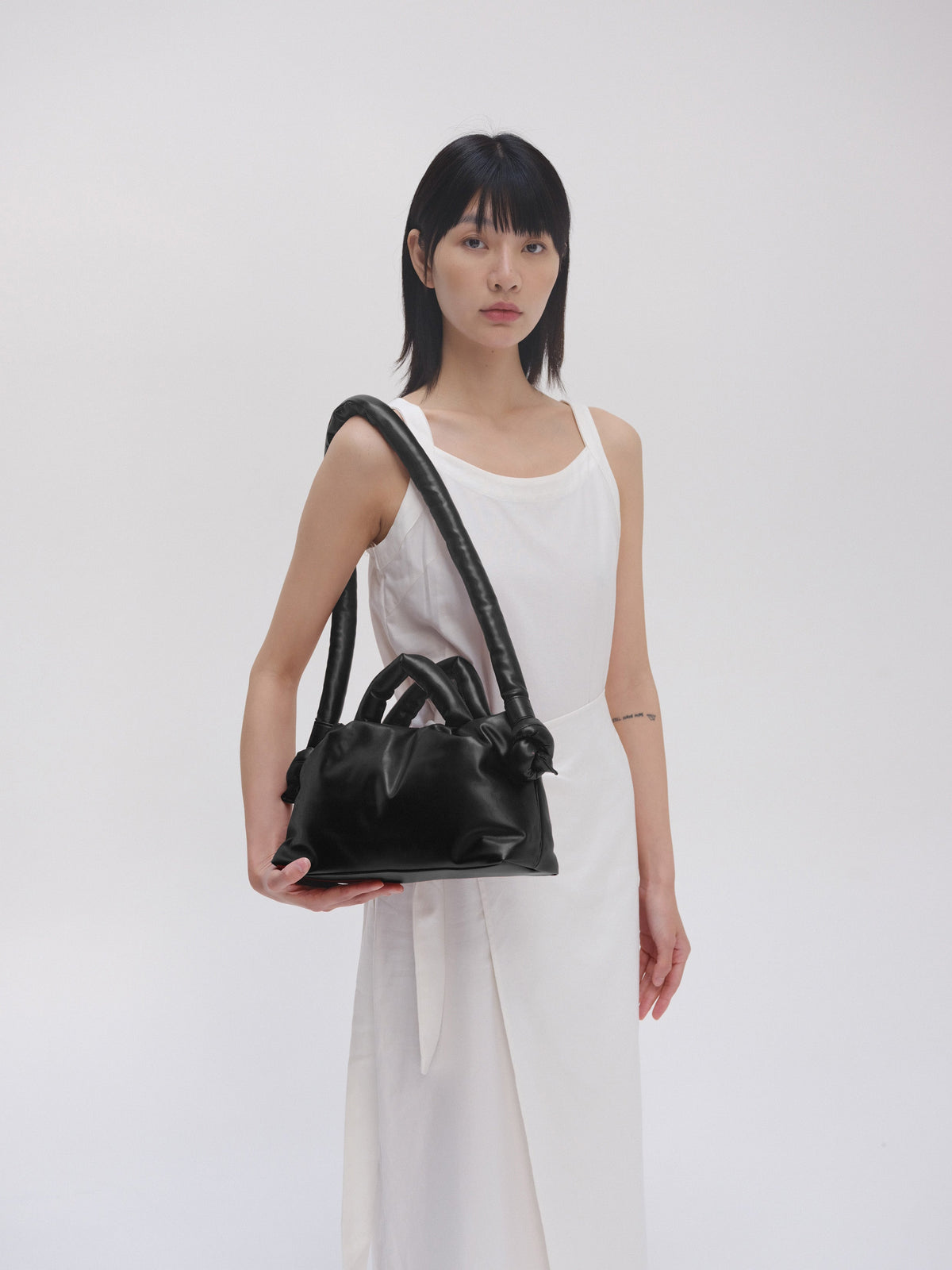 MiniOna Vegan Leather – Petit sac matelassé en cuir vegan, léger et glamour