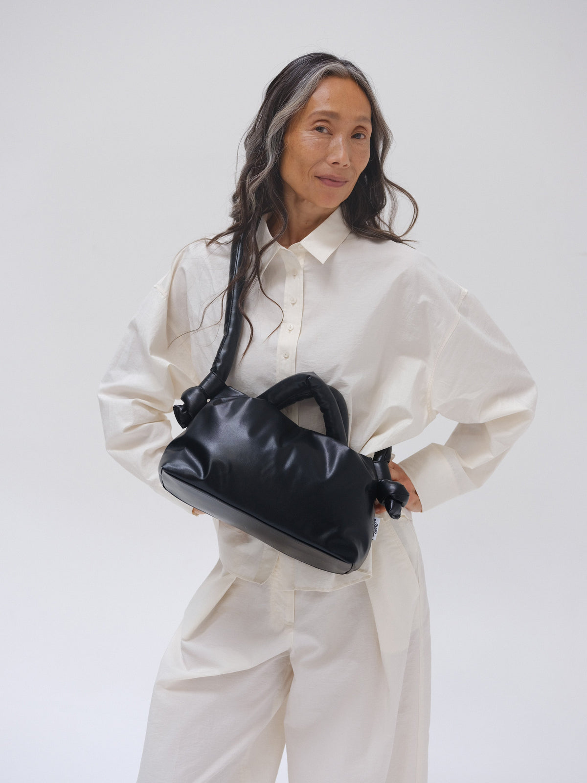 MiniOna Vegan Leather – Petit sac matelassé en cuir vegan, léger et glamour