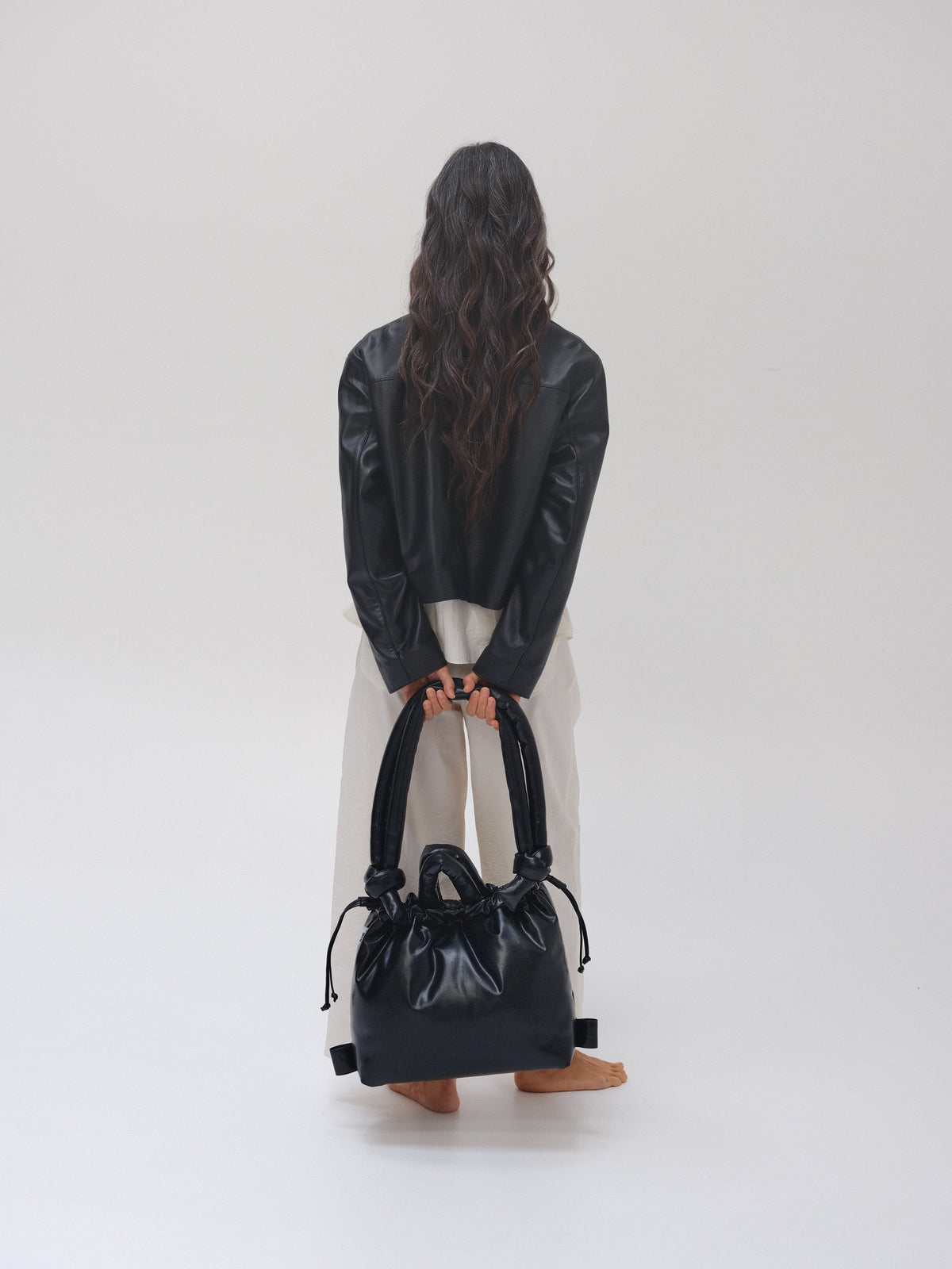 Ona Vegan Leather – Sac en cuir vegan rembourré et résistant à l'eau, peut accueillir des ordinateurs portables jusqu'à 17"