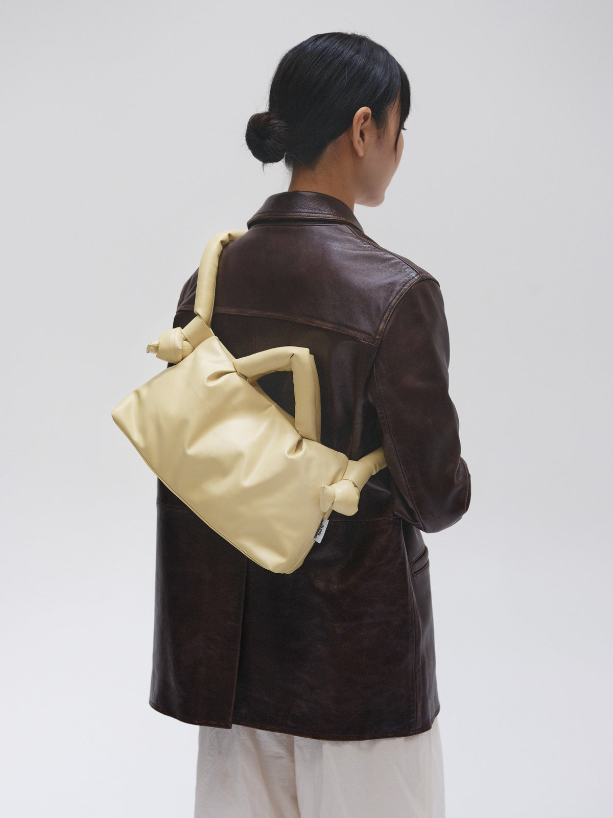MiniOna Vegan Leather – Petit sac matelassé en cuir vegan, léger et glamour