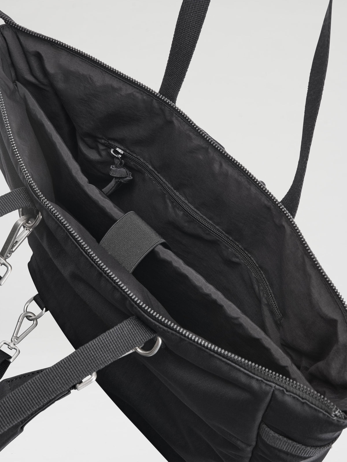 Versatile Multi-Carry Bag with Plenty of Pockets, Made for the City