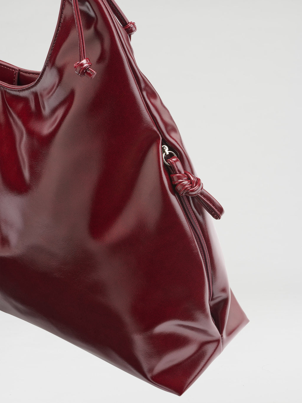 Sac hobo en cuir végane haut de gamme, déperlant, bandoulière froncée réglable