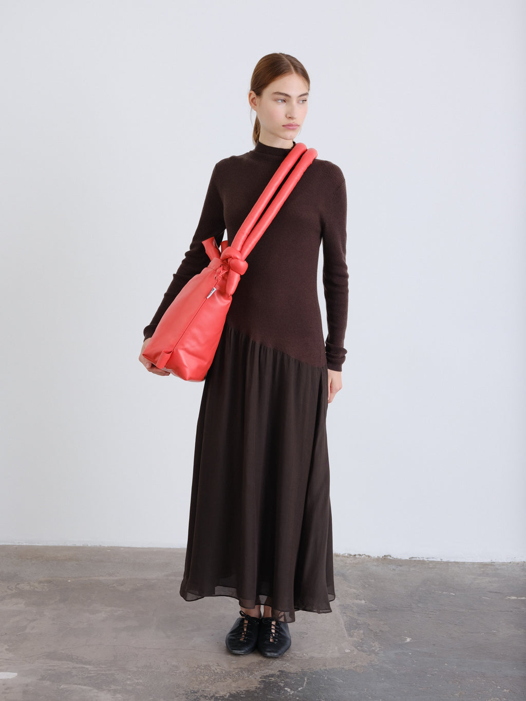 Ona Vegan Leather – Sac en cuir vegan rembourré et résistant à l'eau, peut accueillir des ordinateurs portables jusqu'à 17"