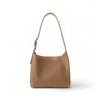 Sac hobo noir à épaule, boucle dorée, aspect cuir lisse