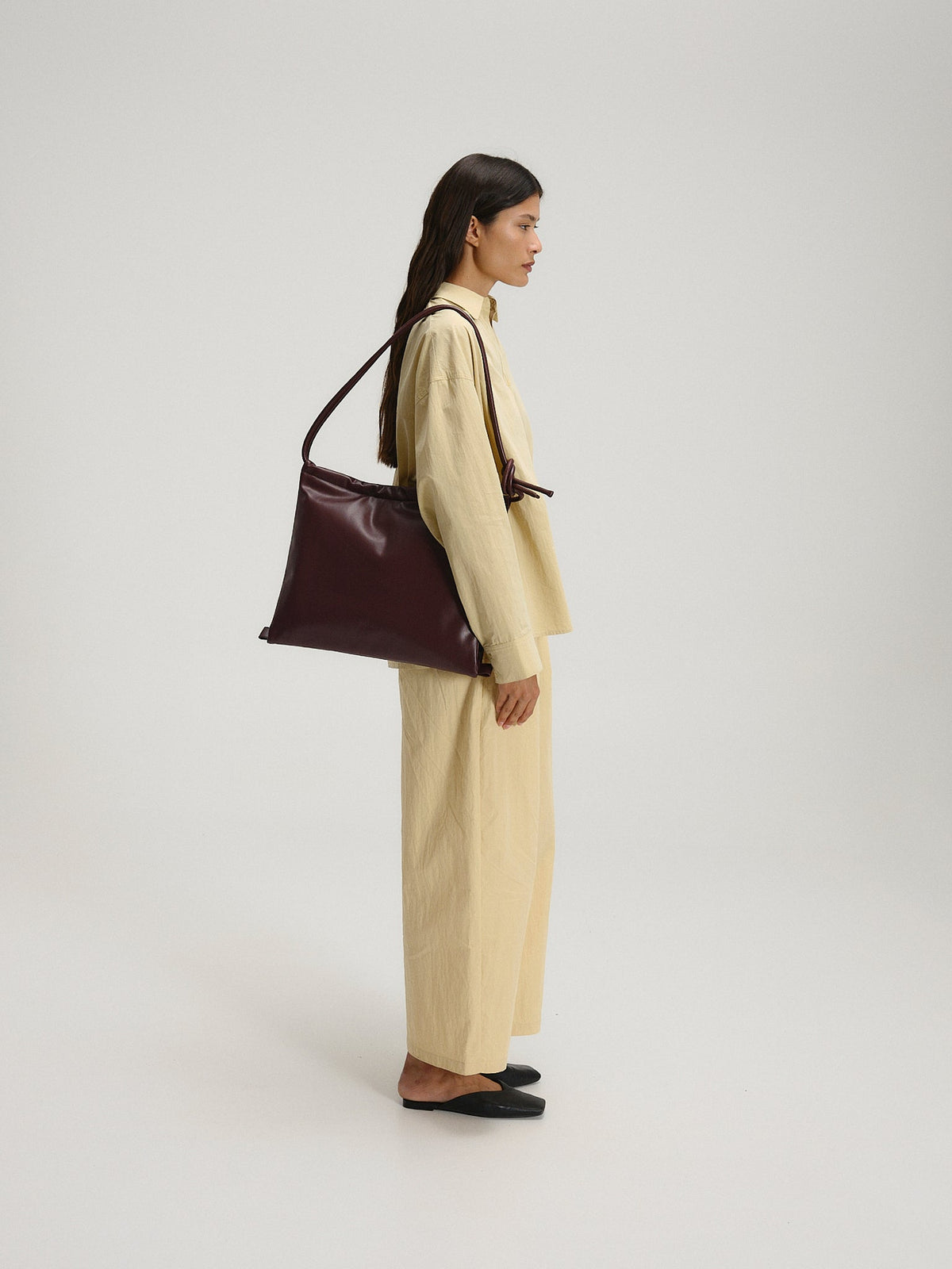 Sac pliable – Sac polyvalent en cuir végétalien, porté en cabas, en bandoulière ou en sac à dos