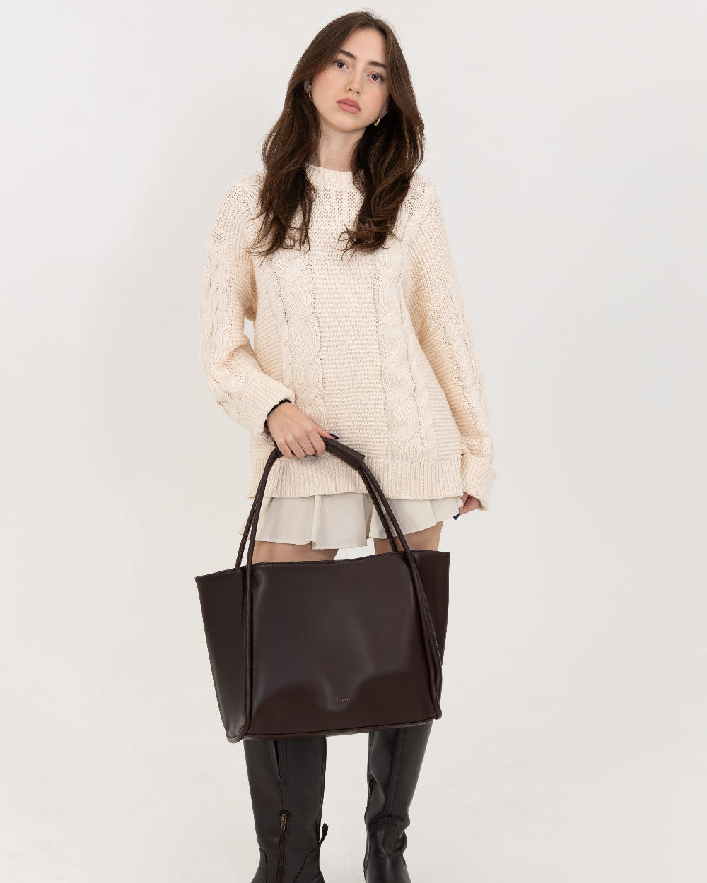 Cabas minimaliste noir, élégant et épuré